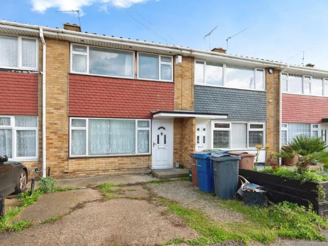 3 bedroom terraced house for sale