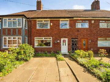 3 bedroom terraced house for sale