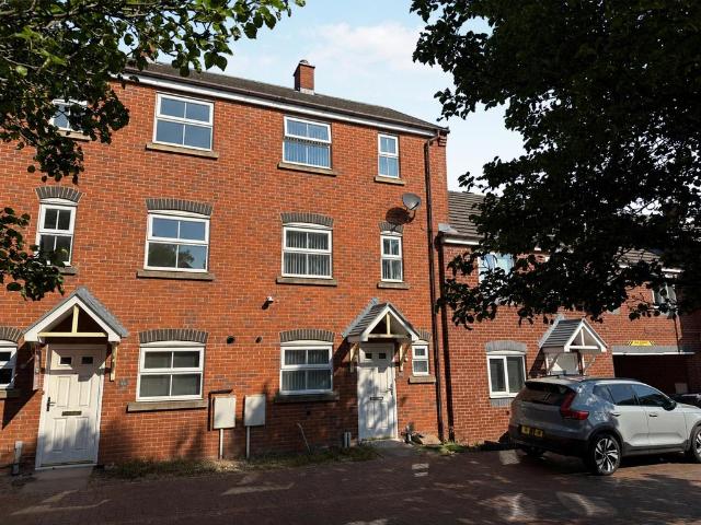 3 bedroom terraced house for sale