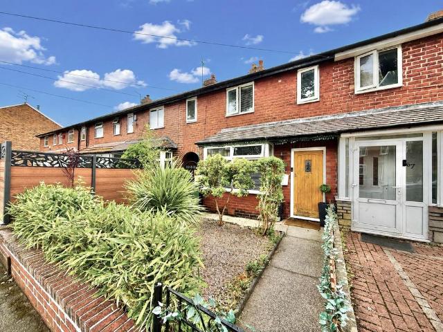3 bedroom terraced house for sale