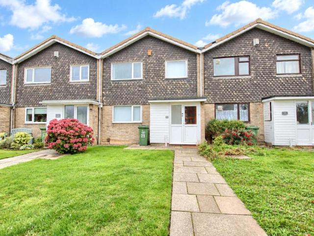 3 bedroom terraced house for sale