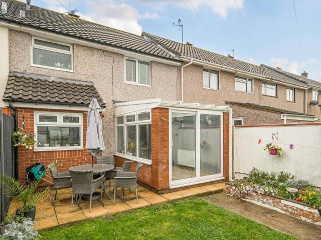 3 bedroom terraced house for sale