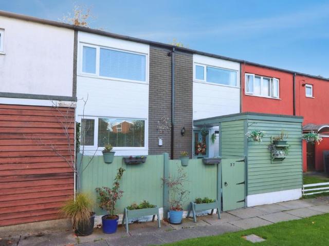 3 bedroom terraced house for sale