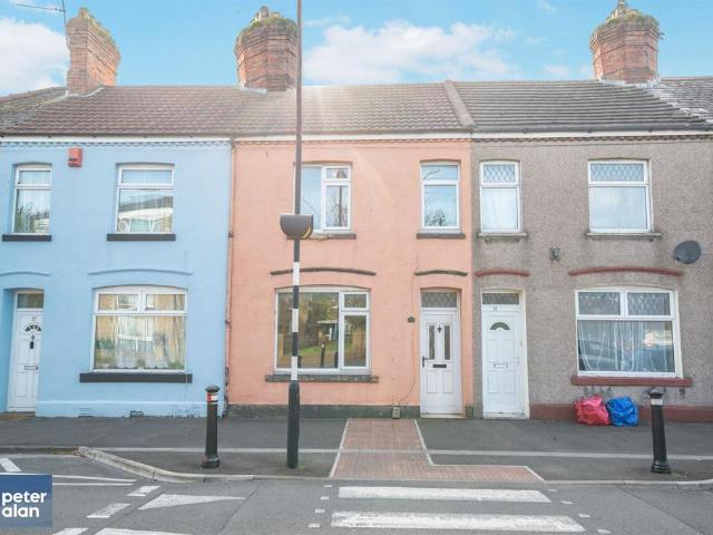 3 bedroom terraced house for sale