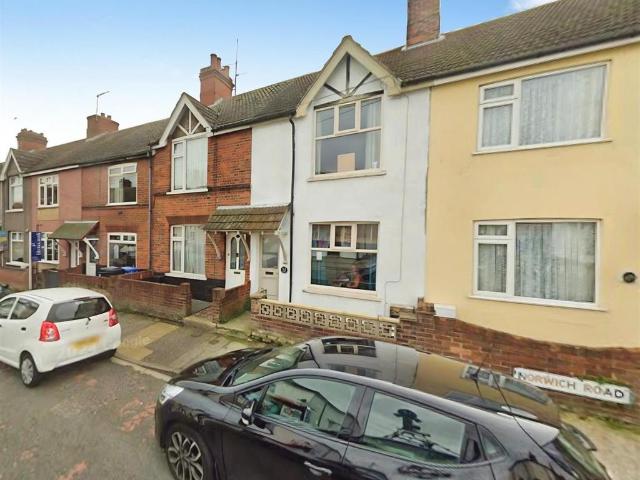 3 bedroom terraced house for sale
