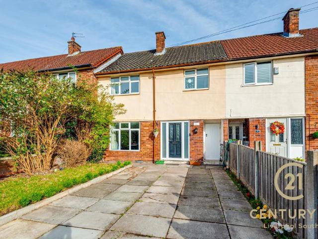 3 bedroom terraced house for sale