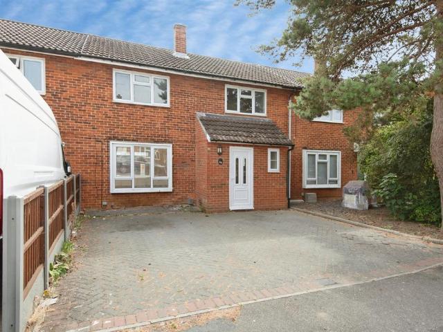3 bedroom terraced house for sale