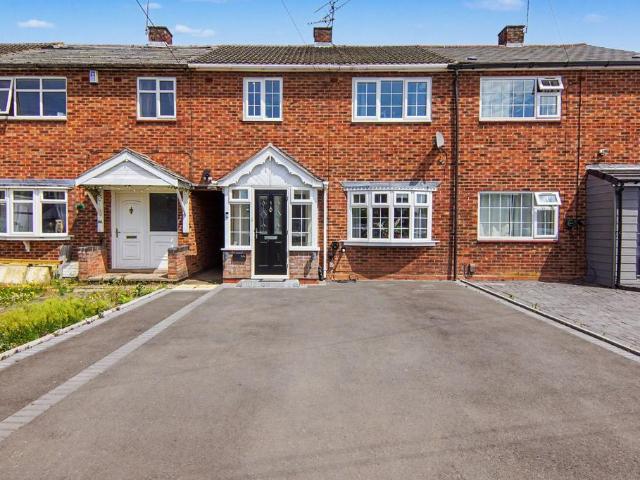 3 bedroom terraced house for sale