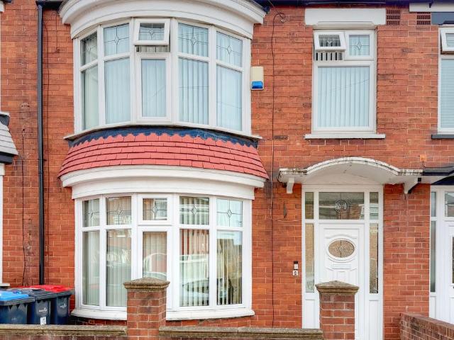 3 bedroom terraced house for sale