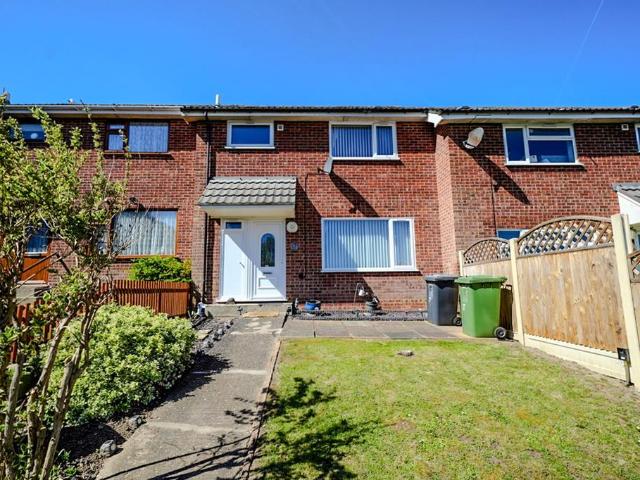 3 bedroom terraced house for sale