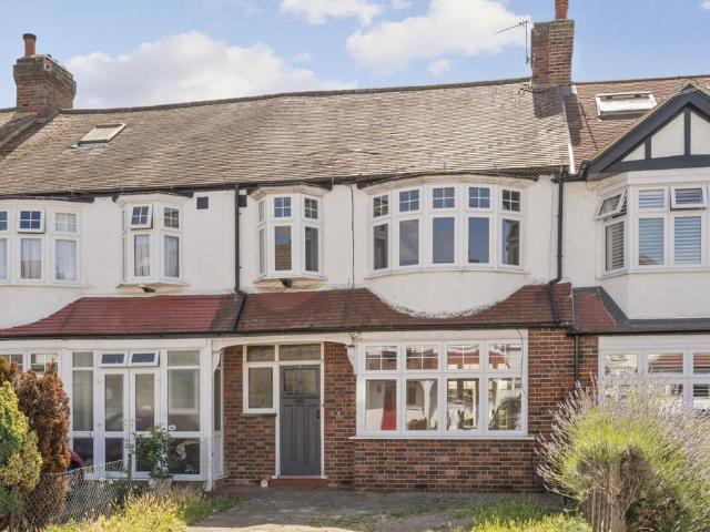 3 bedroom terraced house for sale