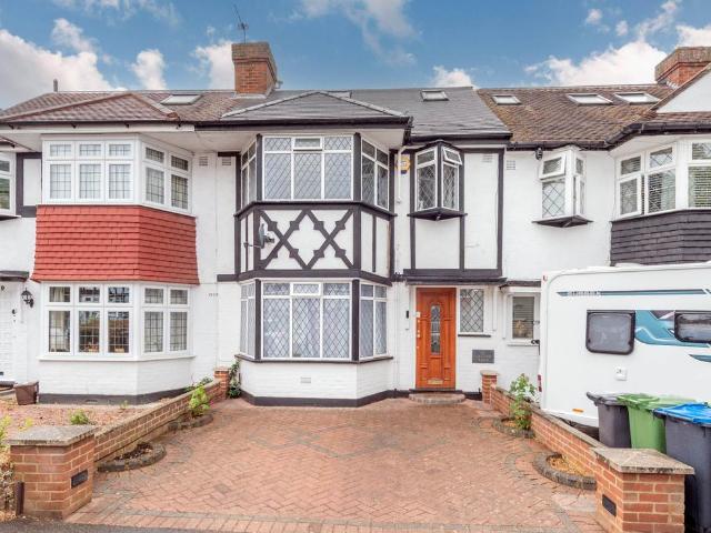 3 bedroom terraced house for sale
