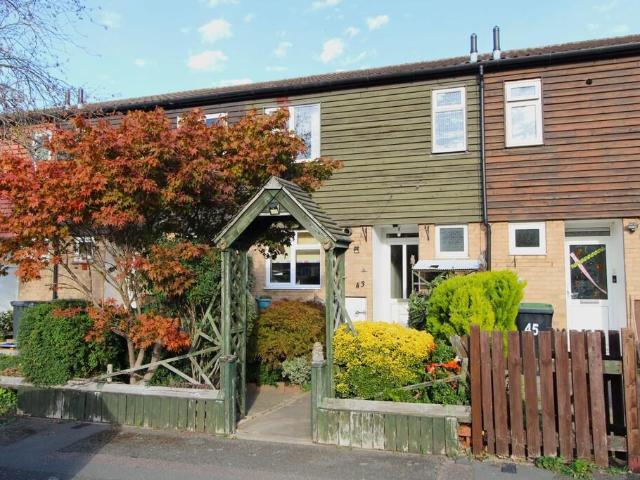 3 bedroom terraced house for sale