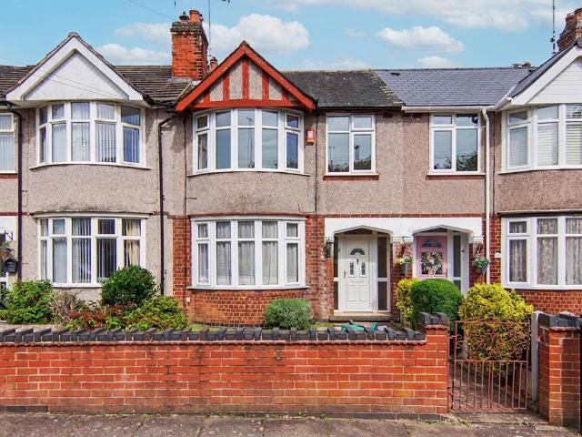 3 bedroom terraced house for sale