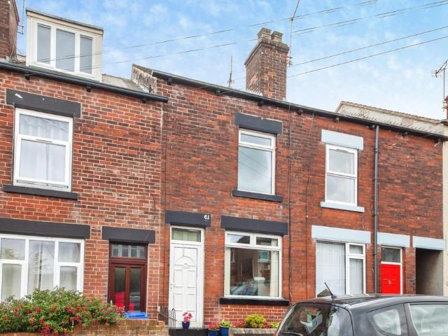 3 bedroom terraced house for sale