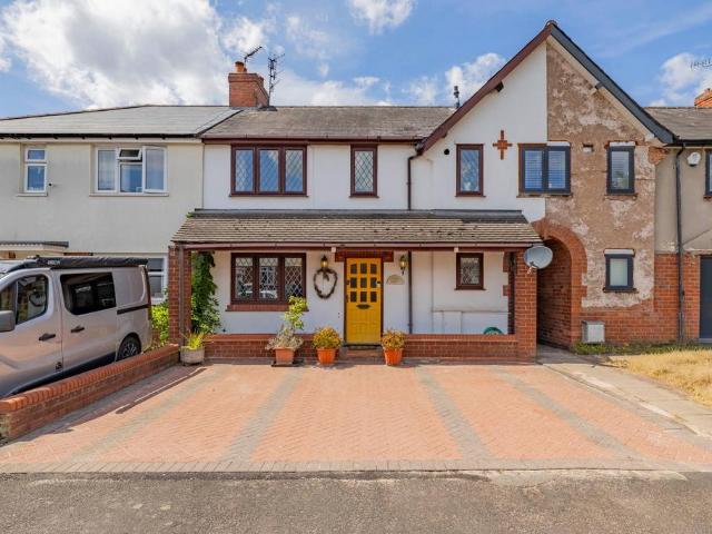 3 bedroom terraced house for sale