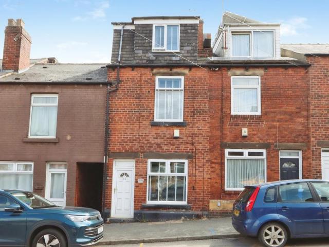 3 bedroom terraced house for sale