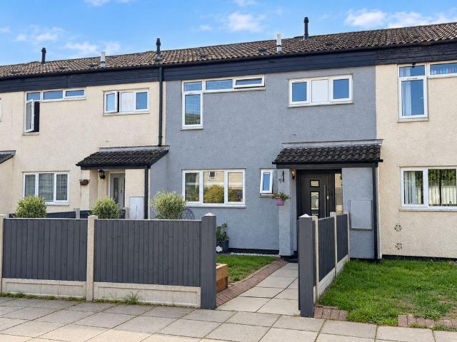 3 bedroom terraced house for sale