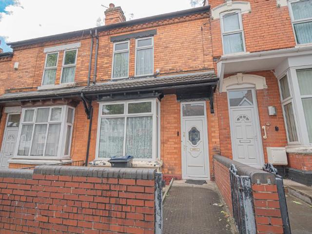 3 bedroom terraced house for sale
