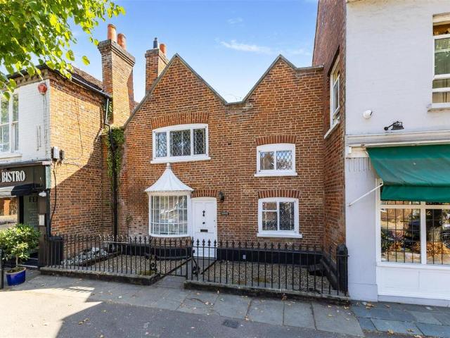 3 bedroom terraced house for sale