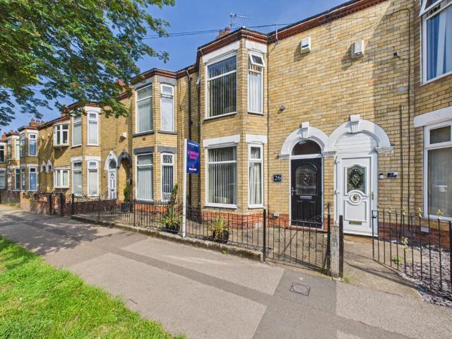 3 bedroom terraced house for sale
