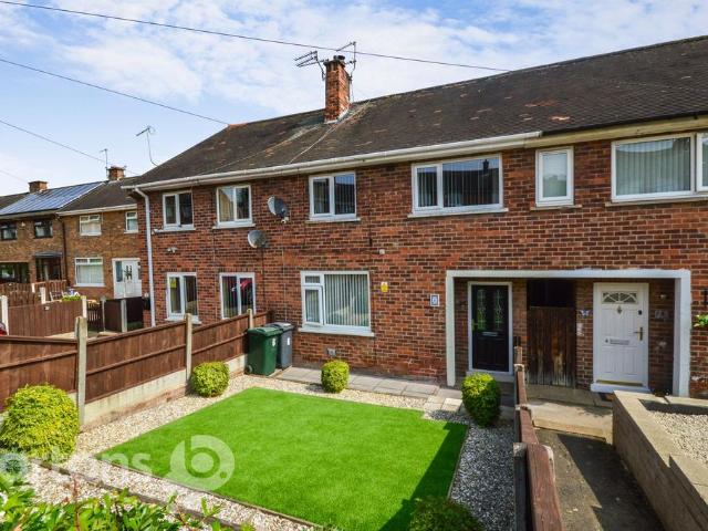 3 bedroom terraced house for sale