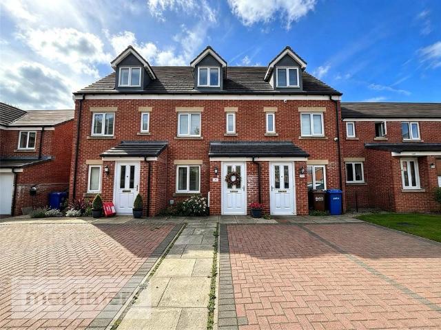 3 bedroom terraced house for sale