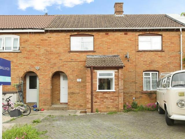 3 bedroom terraced house for sale
