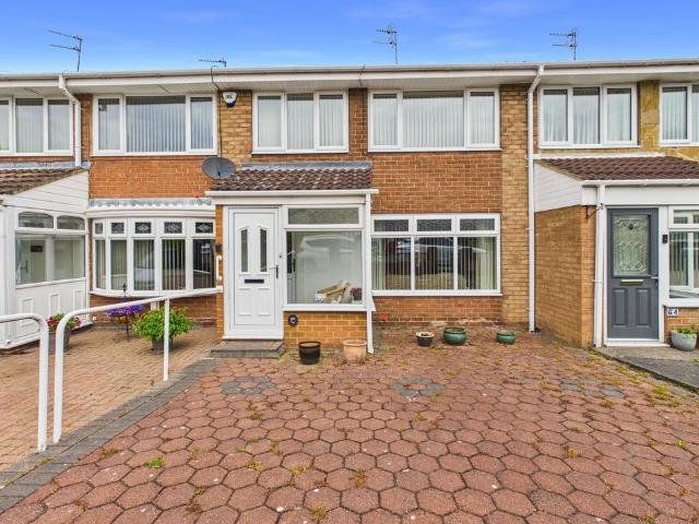 3 bedroom terraced house for sale