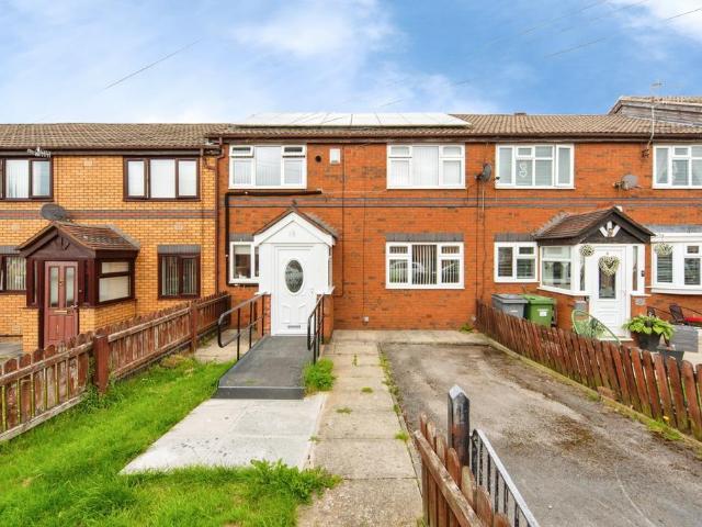 3 bedroom terraced house for sale