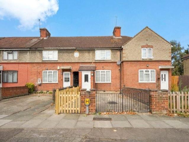 3 bedroom terraced house for sale