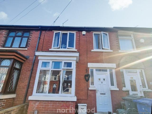 3 bedroom terraced house for sale