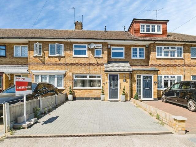 3 bedroom terraced house for sale