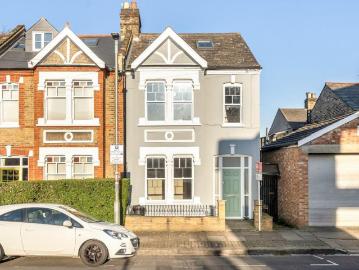 Southfields, SW18, Battersea Reach, London, Greater London