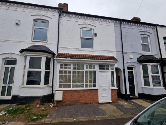 3 bedroom terraced house for sale