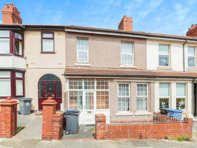 3 bedroom terraced house for sale