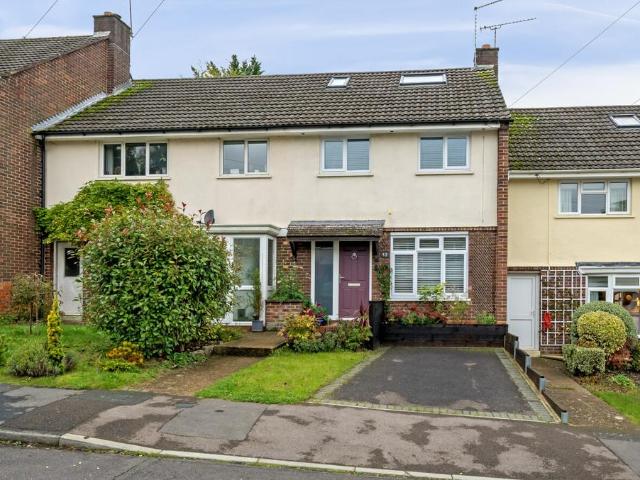3 bedroom terraced house for sale