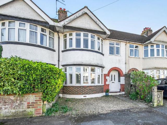 3 bedroom terraced house for sale