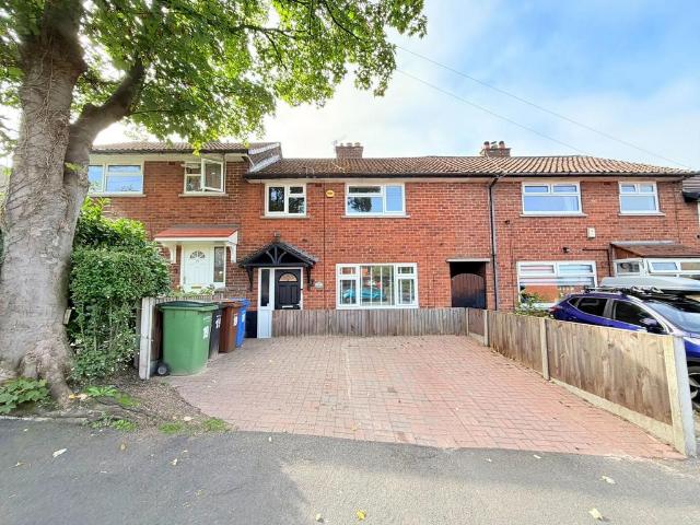 3 bedroom terraced house for sale