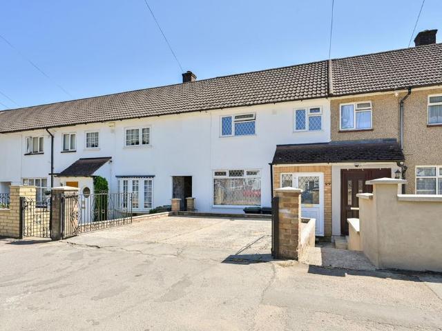 2 bedroom terraced house for sale