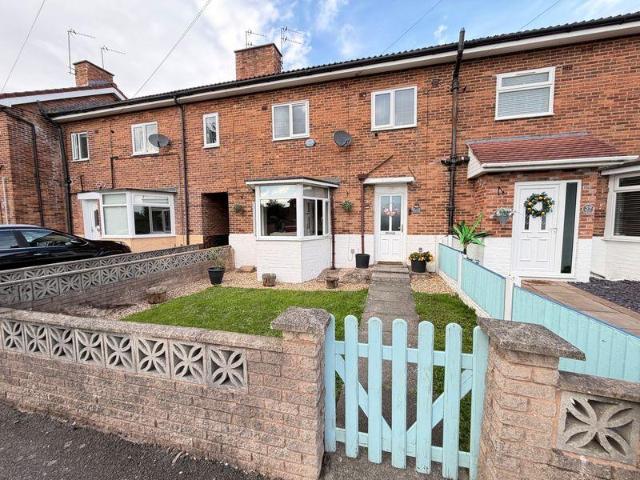 3 bedroom terraced house for sale