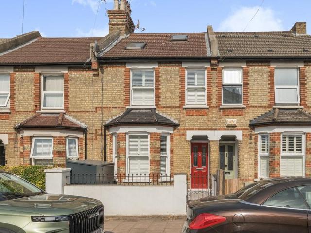 3 bedroom terraced house for sale