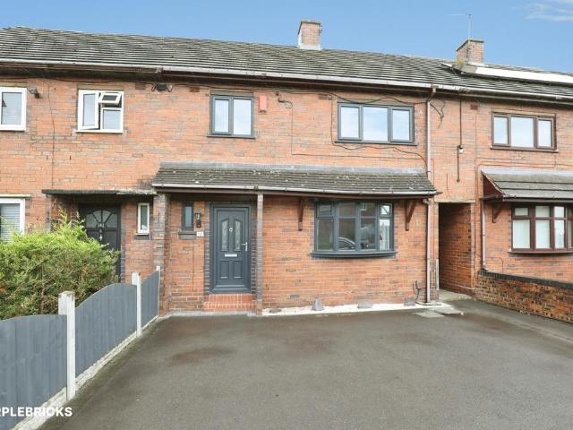 3 bedroom terraced house for sale