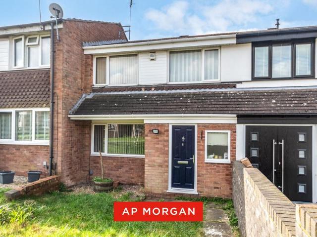 3 bedroom terraced house for sale