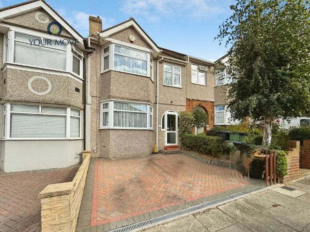 3 bedroom terraced house for sale