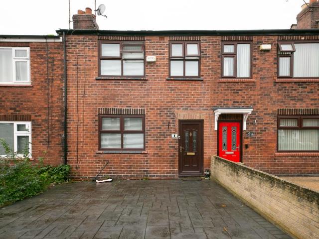 3 bedroom terraced house for sale