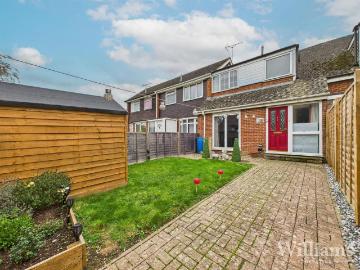 3 bedroom terraced house for sale