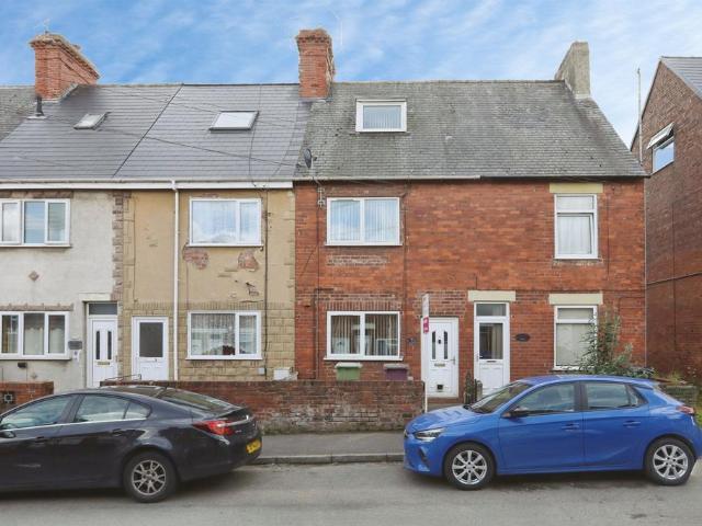 3 bedroom terraced house for sale