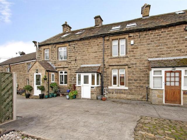3 bedroom terraced house for sale