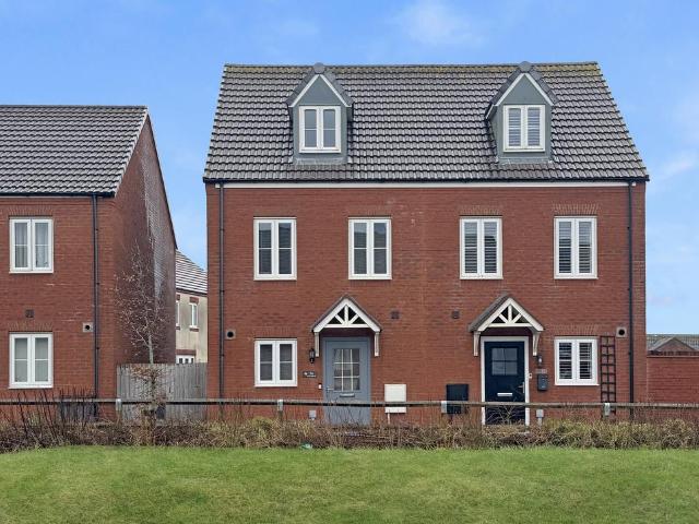 3 bedroom terraced house for sale